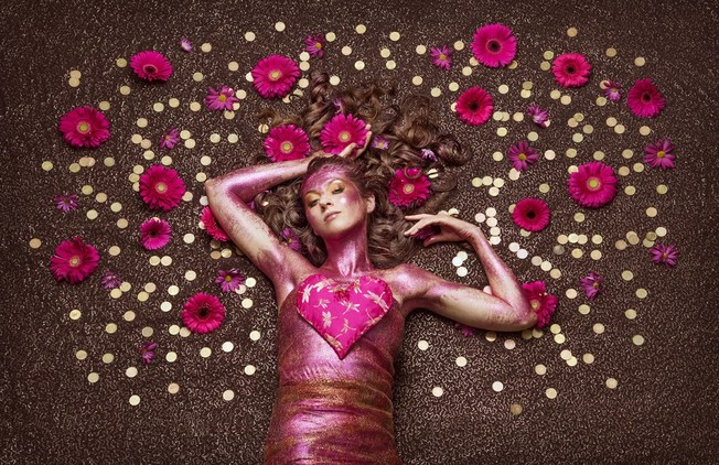 Desktop magenta heart money