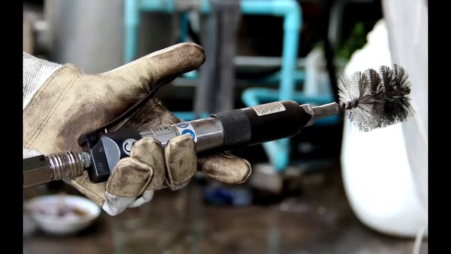 Desktop boiler tube cleaners