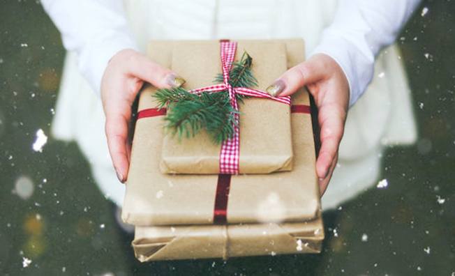 Desktop elite daily jovana rikalo gifts