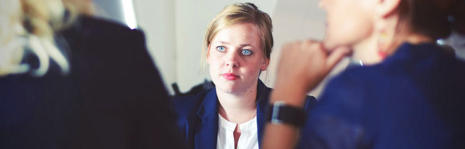 Desktop having difficult conversations with employees full 4cdffa9e5ad5f993d42de28178113b5e