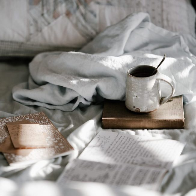 Desktop annie spratt 583427 unsplashcrop