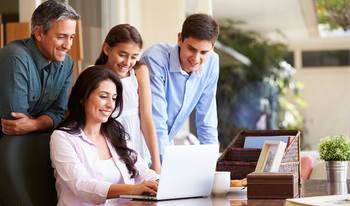 Influex store adobestock 63097169 low res